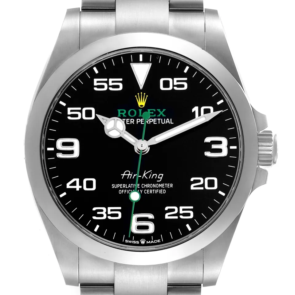 Black dial with 3-6-9 numerals of a Rolex Air-King 126900